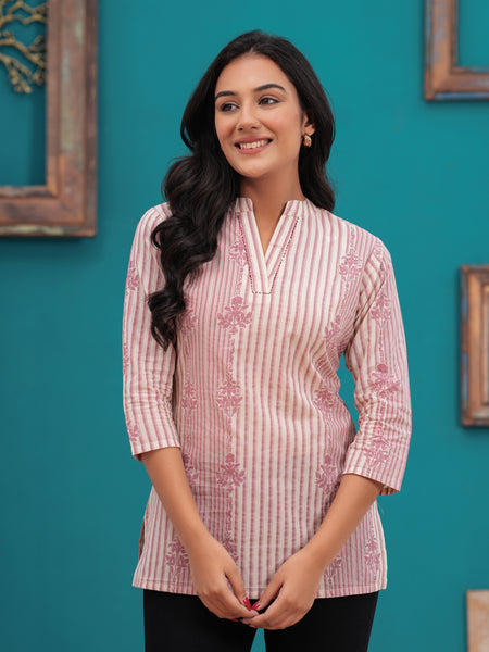 Light Pink Pure Cotton Casual Straight Fit 3/4Th Sleeves Top For Women