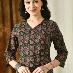 Bottle Green Jaal Pure Cotton Casual 3/4th Sleeves Top for women