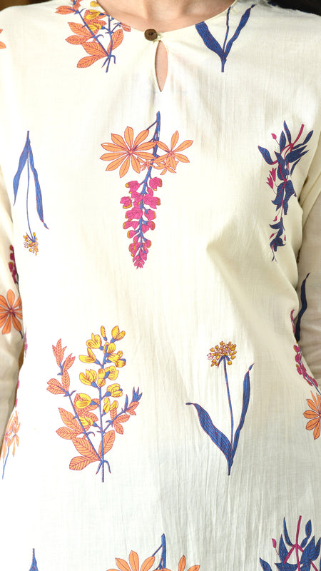 Cream Floral Pure Cotton Casual 3/4th Sleeves Top for women