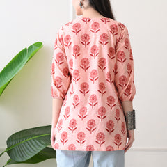 Peach Daisy Pure Cotton Casual 3/4th Sleeves Top for women