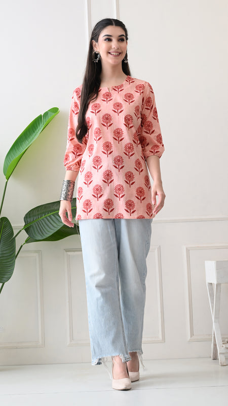 Peach Daisy Pure Cotton Casual 3/4th Sleeves Top for women