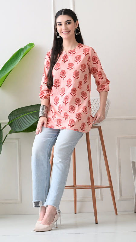 Peach Daisy Pure Cotton Casual 3/4th Sleeves Top for women
