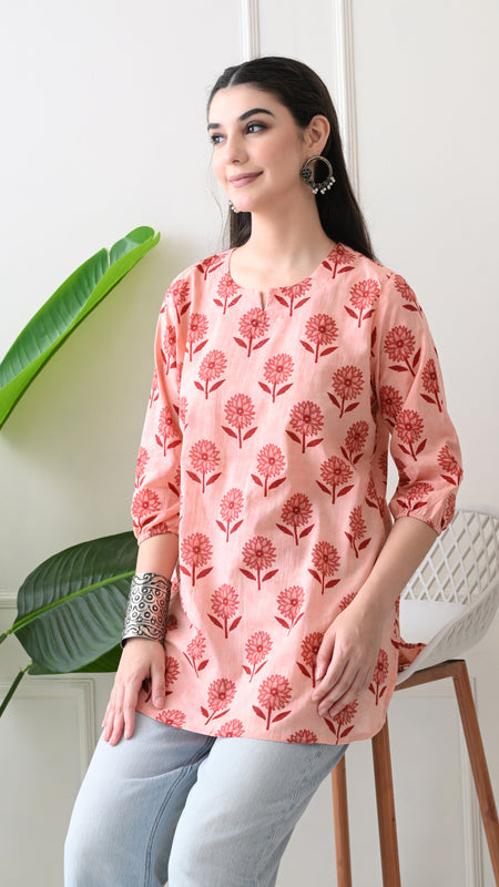 Peach Daisy Pure Cotton Casual 3/4th Sleeves Top for women