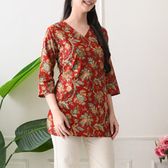 Red Colourful Block Pure Cotton Casual 3/4th Sleeves Top for women