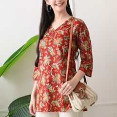 Red Colourful Block Pure Cotton Casual 3/4th Sleeves Top for women