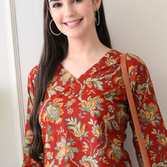 Red Colourful Block Pure Cotton Casual 3/4th Sleeves Top for women