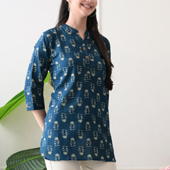 Teal Butti Pure Cotton Casual 3/4th Sleeves Top for women