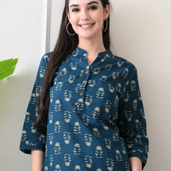 Teal Butti Pure Cotton Casual 3/4th Sleeves Top for women