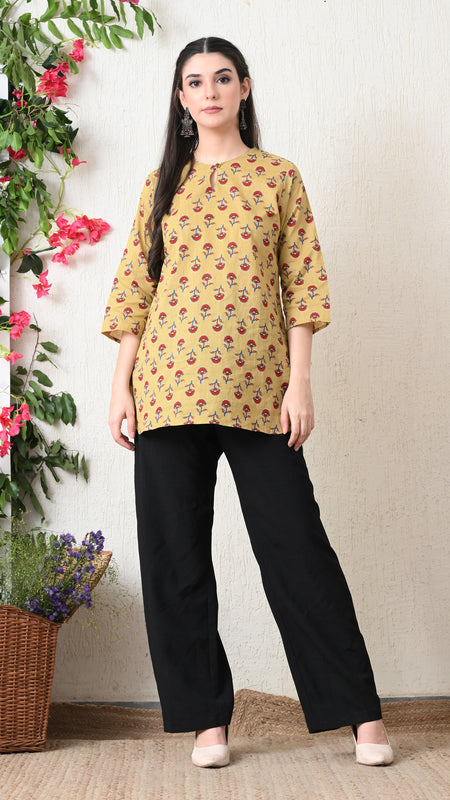 Beige Butti Pure Cotton Casual 3/4th Sleeves Top for women