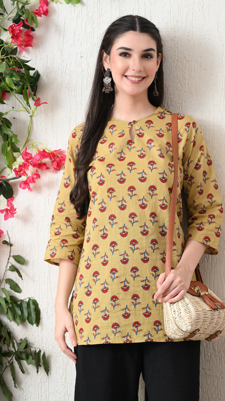 Beige Butti Pure Cotton Casual 3/4th Sleeves Top for women