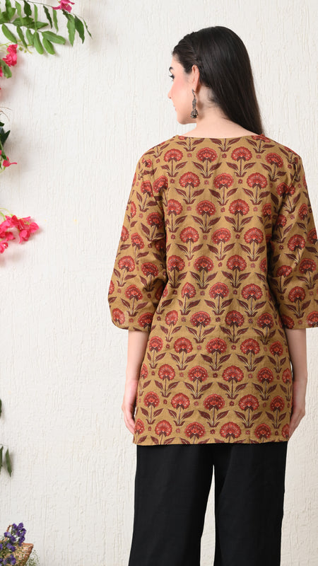 Peru Flower Block Pure Cotton Casual 3/4th Sleeves Top for women