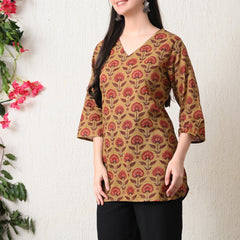 Peru Flower Block Pure Cotton Casual 3/4th Sleeves Top for women