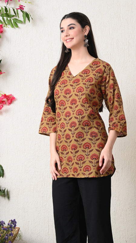Peru Flower Block Pure Cotton Casual 3/4th Sleeves Top for women