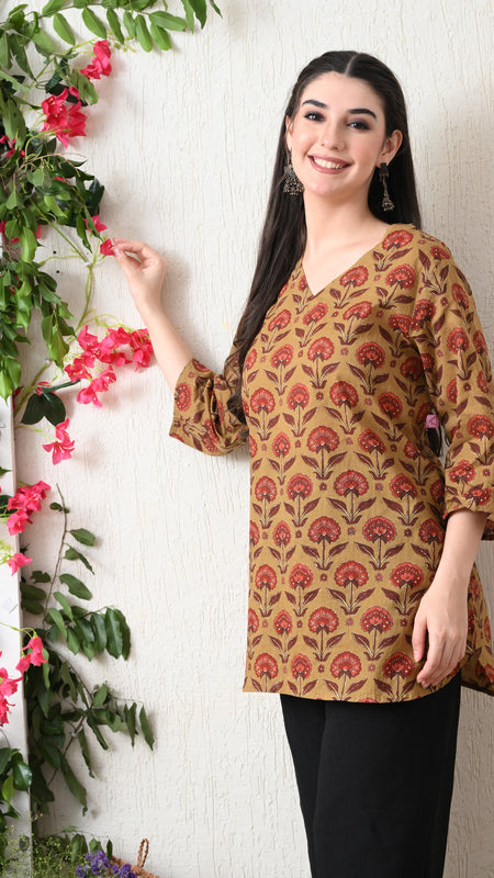 Peru Flower Block Pure Cotton Casual 3/4th Sleeves Top for women