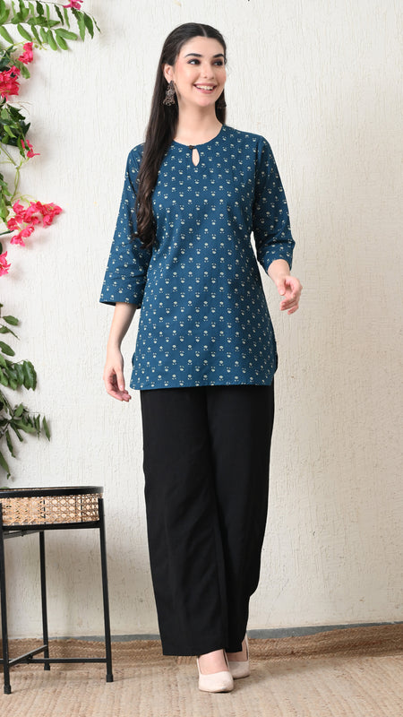 Teal Micro Flower Pure Cotton Casual 3/4th Sleeves Top for women