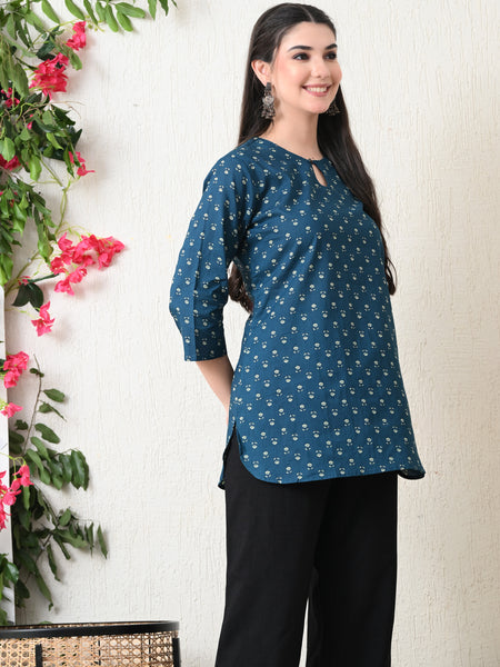 Teal Micro Flower Pure Cotton Casual 3/4th Sleeves Top for women