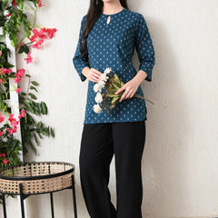 Teal Micro Flower Pure Cotton Casual 3/4th Sleeves Top for women