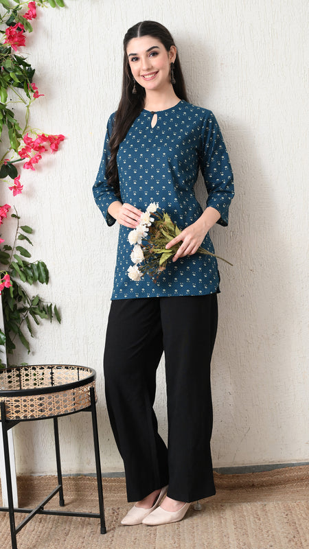 Teal Micro Flower Pure Cotton Casual 3/4th Sleeves Top for women