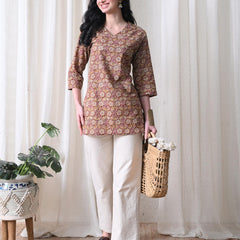 Mustard Jaal Block Pure Cotton Casual 3/4th Sleeves Top for women