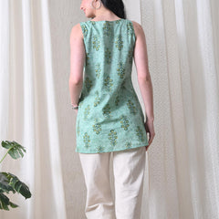 Mint Buta Casual A-line sleeveless with key hole neck detailing top for women
