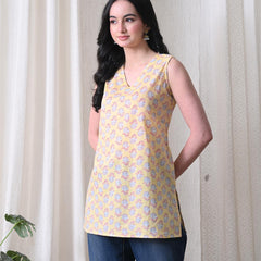 Butter Yellow Butti casual A-line v-neck sleeveless top for women