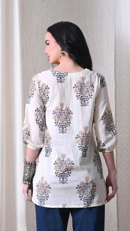 Cream Brown Block Pure Cotton Casual 3/4th Sleeves Top for women