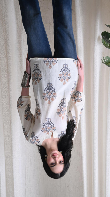 Cream Brown Block Pure Cotton Casual 3/4th Sleeves Top for women