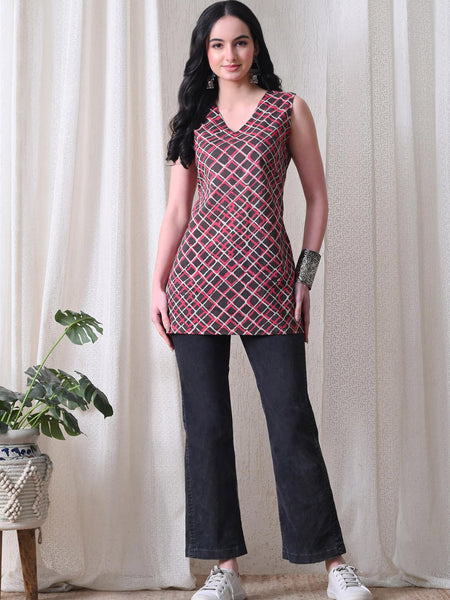 Grey Pink Checks casual A-line v-neck sleeveless top for women