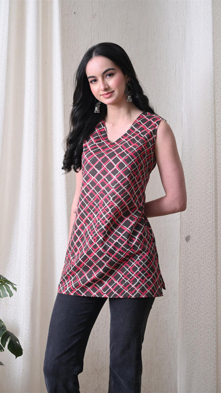 Grey Pink Checks casual A-line v-neck sleeveless top for women