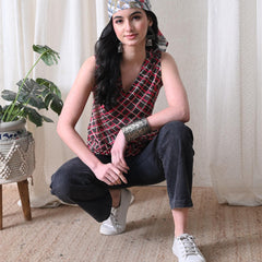 Grey Pink Checks casual A-line v-neck sleeveless top for women