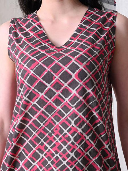 Grey Pink Checks casual A-line v-neck sleeveless top for women