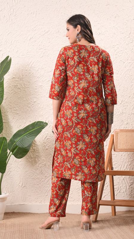 Red Jaal Straight kurta pant set with Sleeves