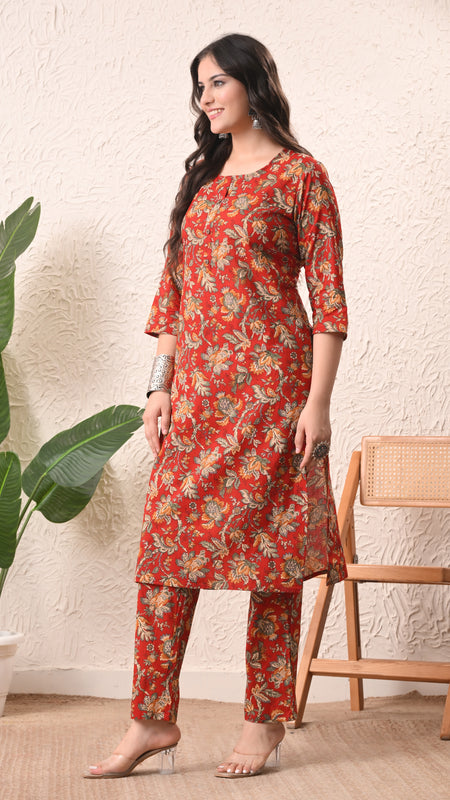Red Jaal Straight kurta pant set with Sleeves