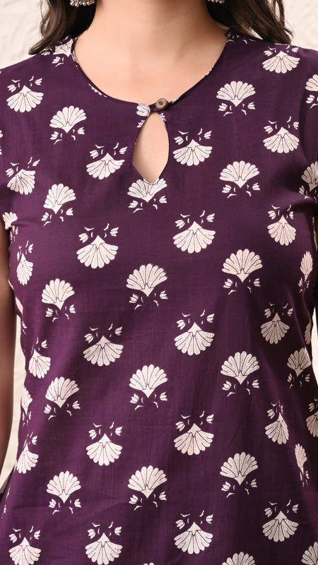 Violet Floral Straight Sleeveless kurta pant set