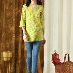 Lemon Green Pure Cotton Casual 3/4th Sleeves Top for women
