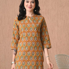 Mustard Block Pure Cotton Casual 3/4th Sleeves Top for women