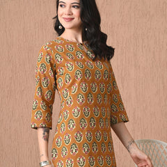 Mustard Block Pure Cotton Casual 3/4th Sleeves Top for women