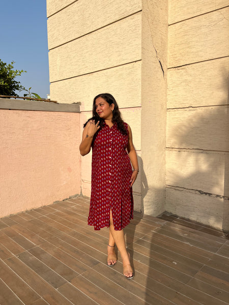 Maroon Premium Rayon Casual A-Line Sleeveless Dress