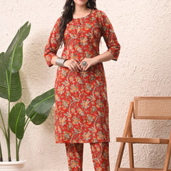 Red Jaal Straight kurta pant set with Sleeves