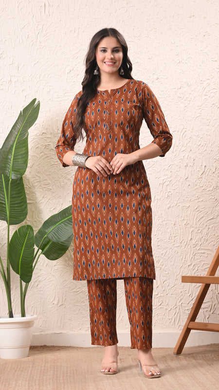 Rust Blue Ikat Straight kurta pant set with Sleeves