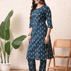 Teal Floral Straight kurta pant set with Sleeves