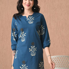 Teal Block Pure Cotton Casual 3/4th Sleeves Top for women