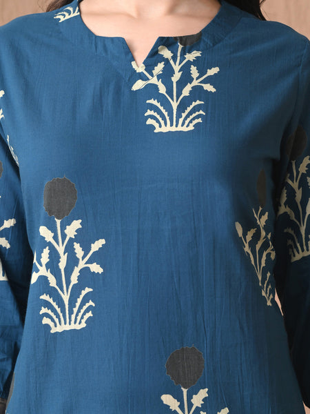 Teal Block Pure Cotton Casual 3/4th Sleeves Top for women