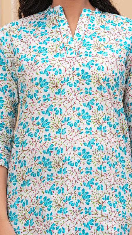 White And Blue Pure Cotton Casual Straight Fit 3/4Th Sleeves Top For Women
